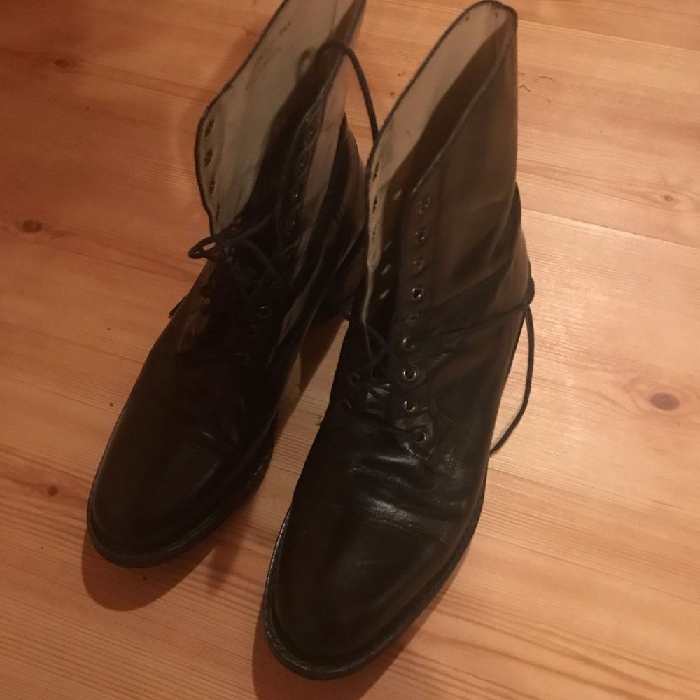 Vintage GAP boots. Size 8.5.All leather.
